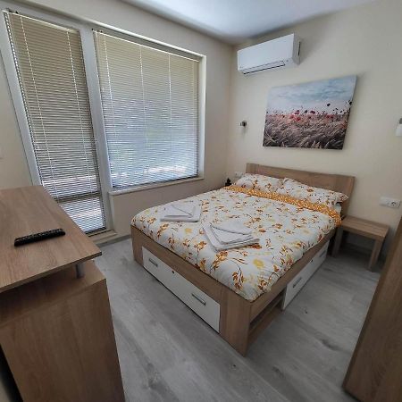 Nicky Holiday Flat Μπουργκάς Εξωτερικό φωτογραφία