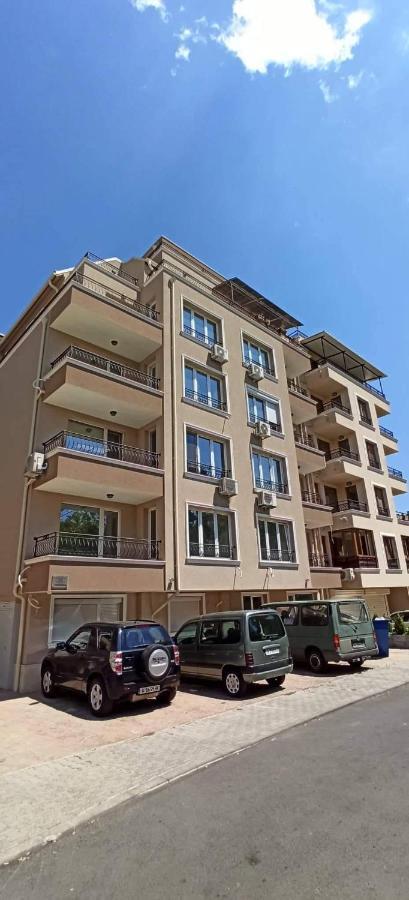 Nicky Holiday Flat Μπουργκάς Εξωτερικό φωτογραφία
